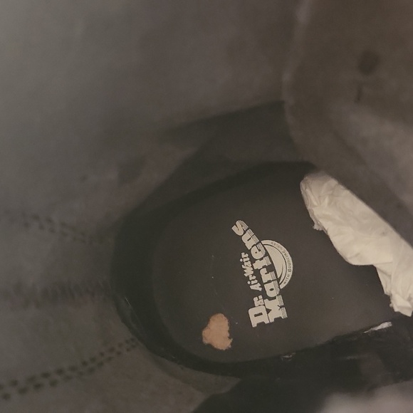 Dr. Martin's leather platform boots. Has hardware attached. Blk sz 5.5 - Picture 13 of 14